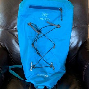 Arc'teryx Alpha FL 30- Blue, used once
